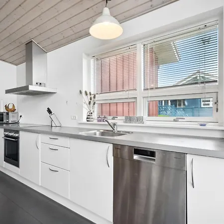 Prázdninový dům Pascal - 600m From The Sea By Interhome *